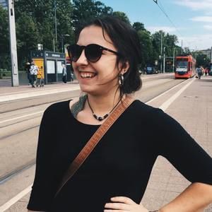 Meet your Posher, Madeline